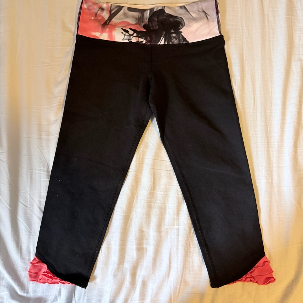 Lululemon Capri Marble Print Leggings